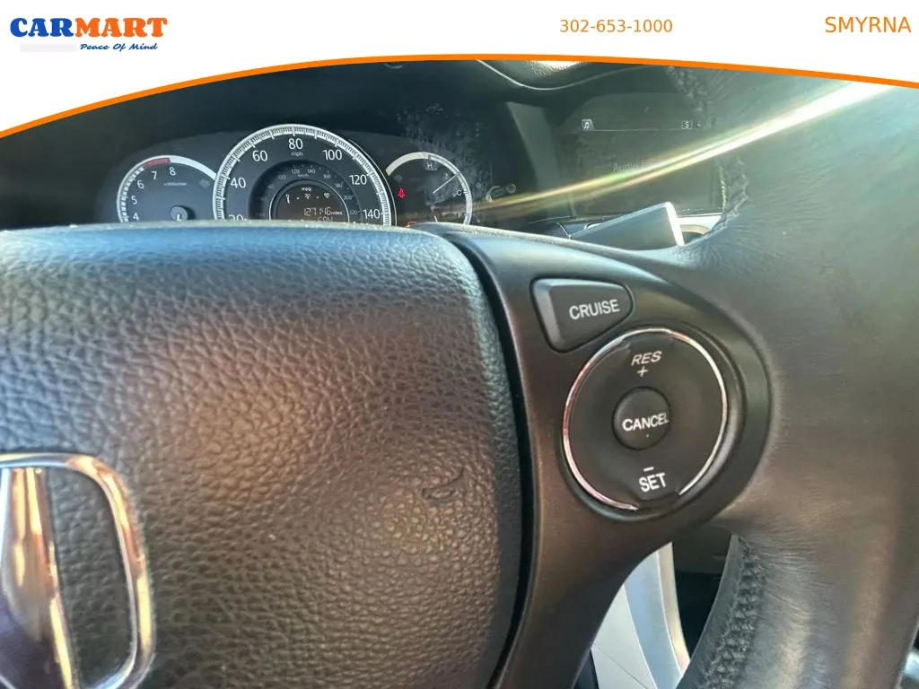 Honda Accord photo 16