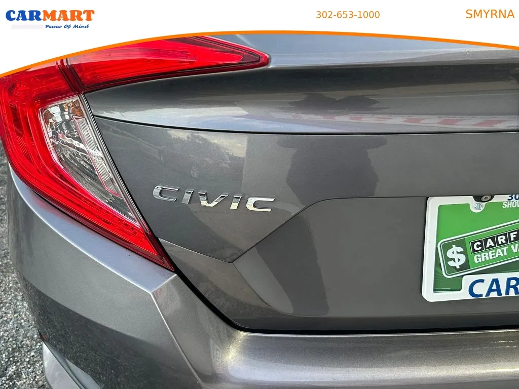Honda Civic photo 8