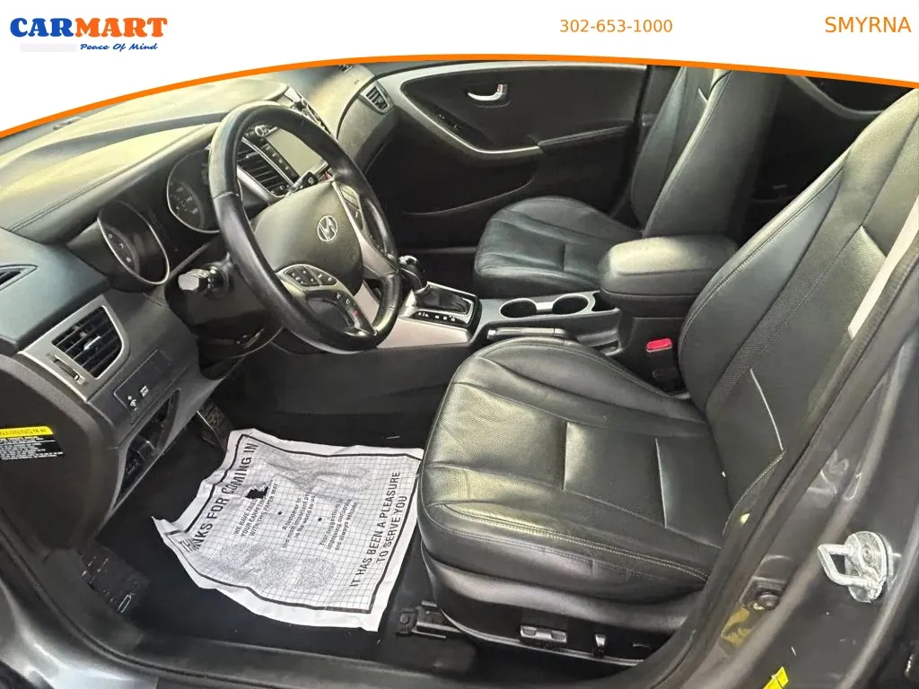 Hyundai Elantra GT photo 4
