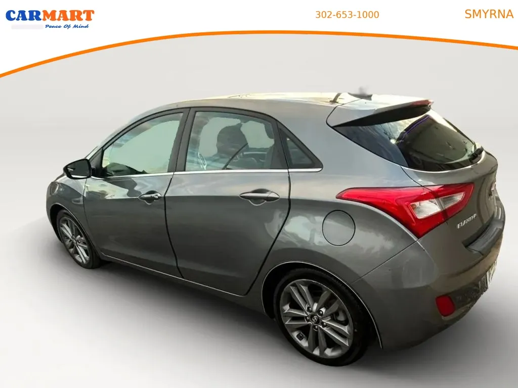 Hyundai Elantra GT photo 6