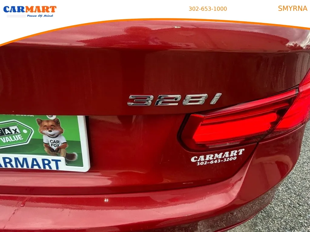BMW 3 Series photo 8