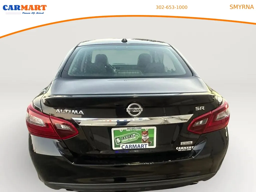 Nissan Altima photo 7