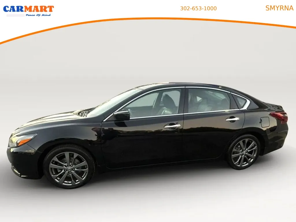 Nissan Altima photo 3