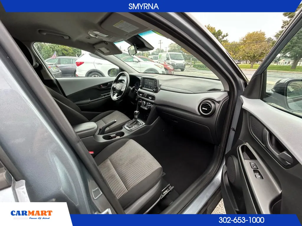 2020 Hyundai Kona SEL photo 4