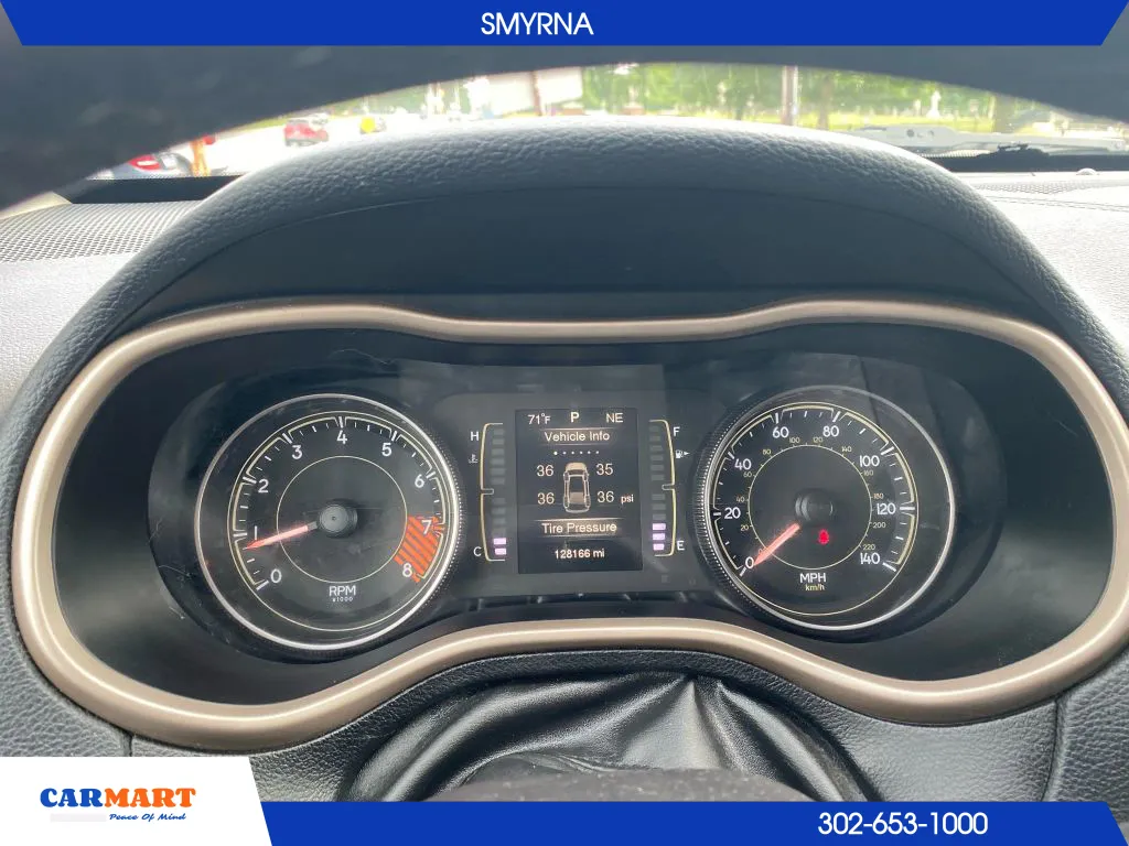 2014 Jeep Cherokee Latitude Sport photo 4