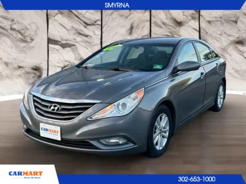 Gray 2013 Hyundai Sonata GLS Sedan 4D for sale in Smyrna, DE