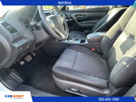 More photos of 2016 Nissan Altima 2.5 S Sedan 4D at CARMART - Smyrna, DE
