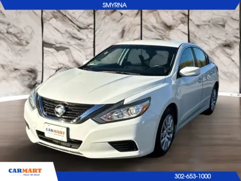 White 2016 Nissan Altima 2.5 S Sedan 4D for sale in Smyrna, DE