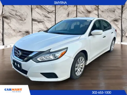 White 2016 Nissan Altima 2.5 S Sedan 4D for sale in Smyrna, DE
