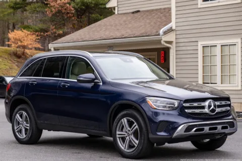More photos of 2022 Mercedes-Benz GLC 300 4MATIC at Boxborough Showroom & Service Center, MA