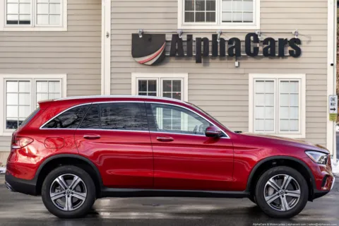 More photos of 2022 Mercedes-Benz GLC 300 4MATIC at Boxborough, MA