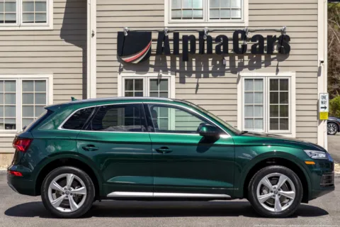 More photos of 2020 Audi Q5 Premium 45 TFSI Quattro S Tronic at Boxborough Showroom & Service Center, MA