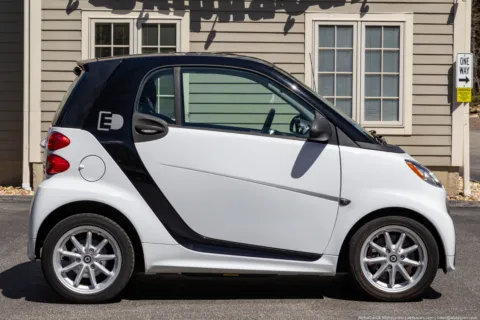 More photos of 2016 smart ForTwo Electric Drive Coupe at Boxborough Showroom & Service Center, MA