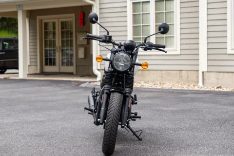 Another view of 2023 Royal Enfield Hunter 350 Dapper White for sale in Boxborough, MA at Boxborough Showroom & Service Center