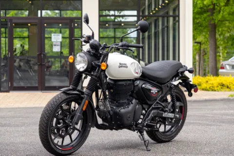 More photos of 2023 Royal Enfield Hunter 350 Dapper White at Boxborough Showroom & Service Center, MA