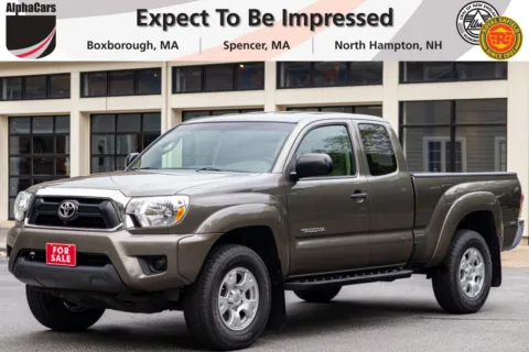 Green 2012 Toyota Tacoma SR5 4x4 Access Cab for sale in Boxborough, MA