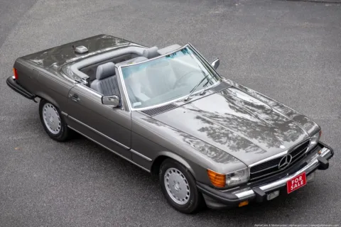 Another view of 1986 Mercedes-Benz 560SL R107 for sale in Boxborough, MA at Boxborough Showroom & Service Center