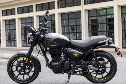 More photos of 2027 Royal Enfield Hunter 350 Graphite Grey at Boxborough Showroom & Service Center, MA