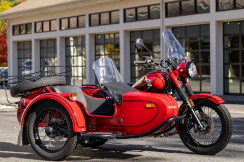 Photos of 2018 Ural Retro M70 Maroon for sale in Boxborough, MA at Boxborough Showroom & Service Center