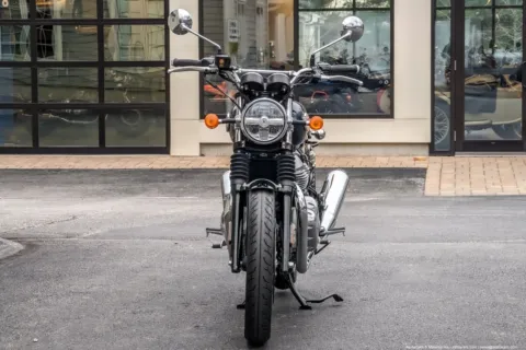 Another view of 2024 Royal Enfield Interceptor INT650 Cali Green for sale in Boxborough, MA at Boxborough Showroom & Service Center