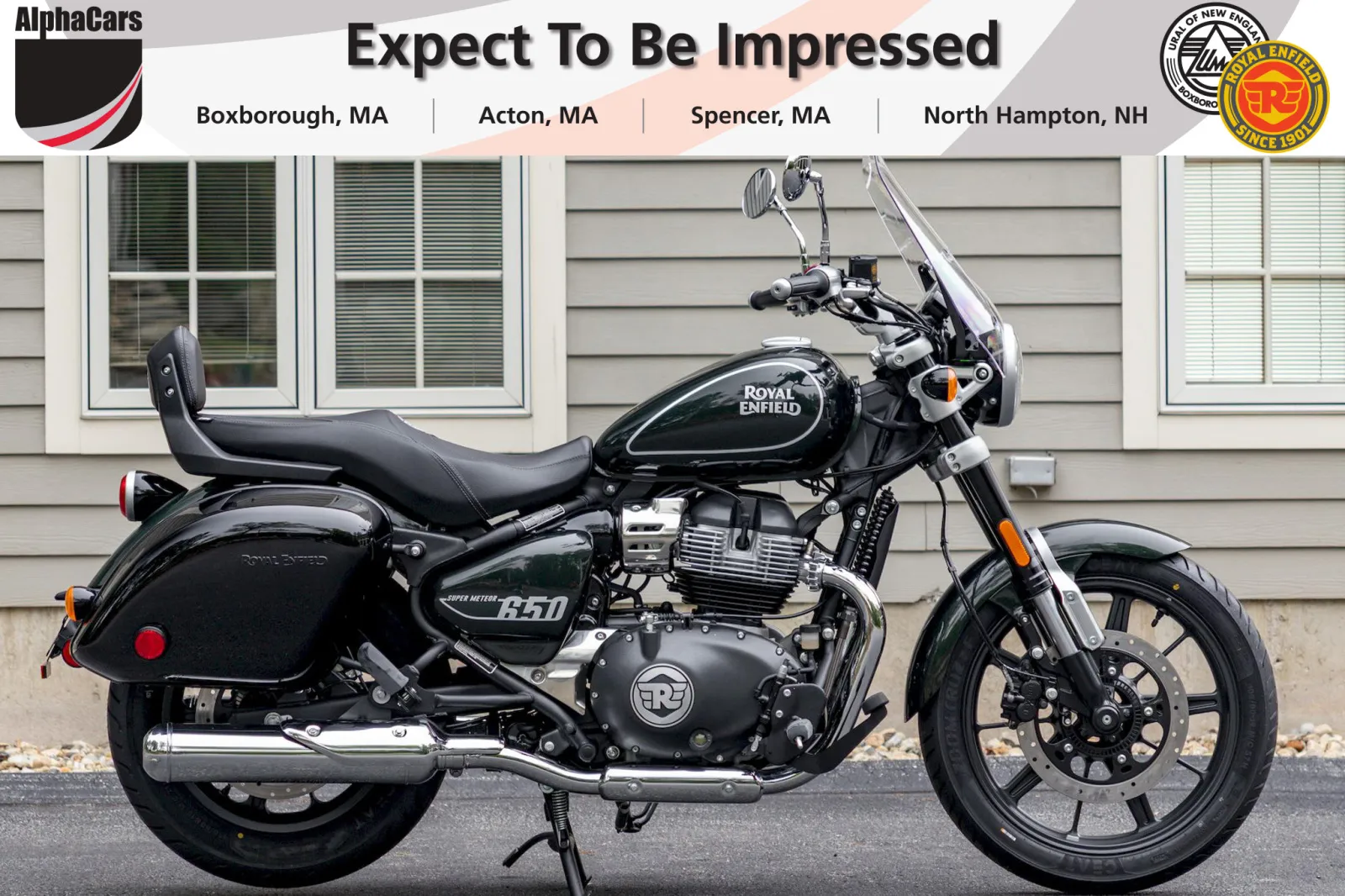 2024 Royal Enfield Super Meteor 650 Astral Green