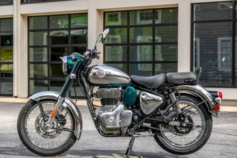 More photos of 2026 Royal Enfield Classic 350 Emerald Green at Boxborough, MA