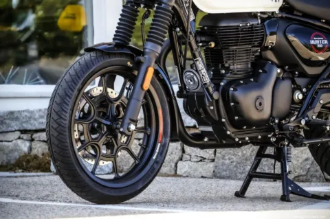 Another view of 2024 Royal Enfield Hunter 350 Dapper White for sale in Boxborough, MA at Boxborough