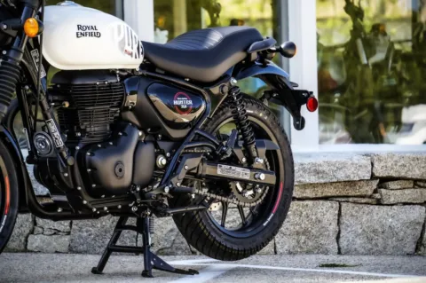 More photos of 2024 Royal Enfield Hunter 350 Dapper White at Boxborough, MA