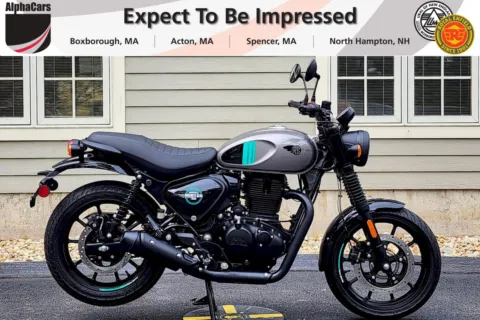 Photos of 2024 Royal Enfield Hunter 350 Dapper Ash for sale in Boxborough, MA at Boxborough Showroom & Service Center