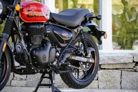 More photos of 2024 Royal Enfield Hunter 350 Rebel Red at Boxborough Showroom & Service Center, MA
