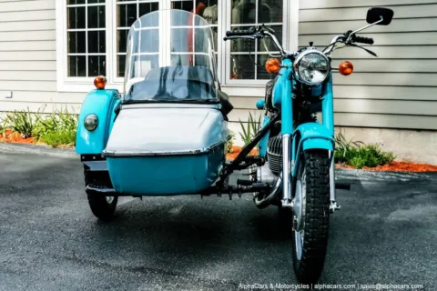 Photos of 1978 IZH Jupiter-3 for sale in Boxborough, MA at Boxborough