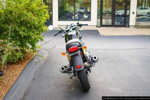 More photos of 2020 Royal Enfield Twins at Boxborough, MA