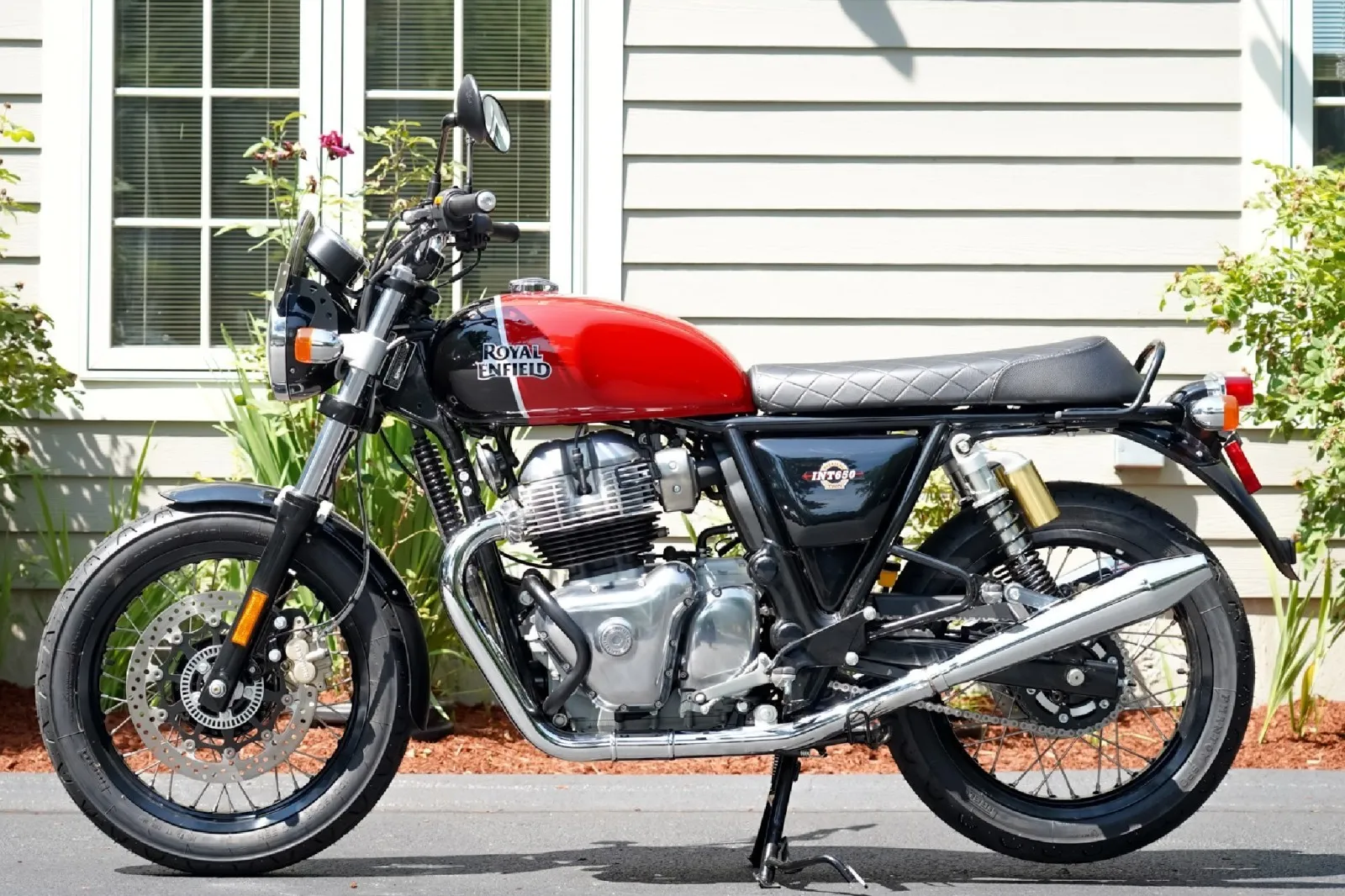 2021 Royal Enfield Interceptor INT650 Ravishing Red for sale in Boxborough, MA