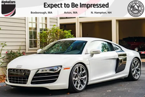 White 2011 Audi R8 5.2 Coupe quattro Auto R tronic for sale in Boxborough, MA
