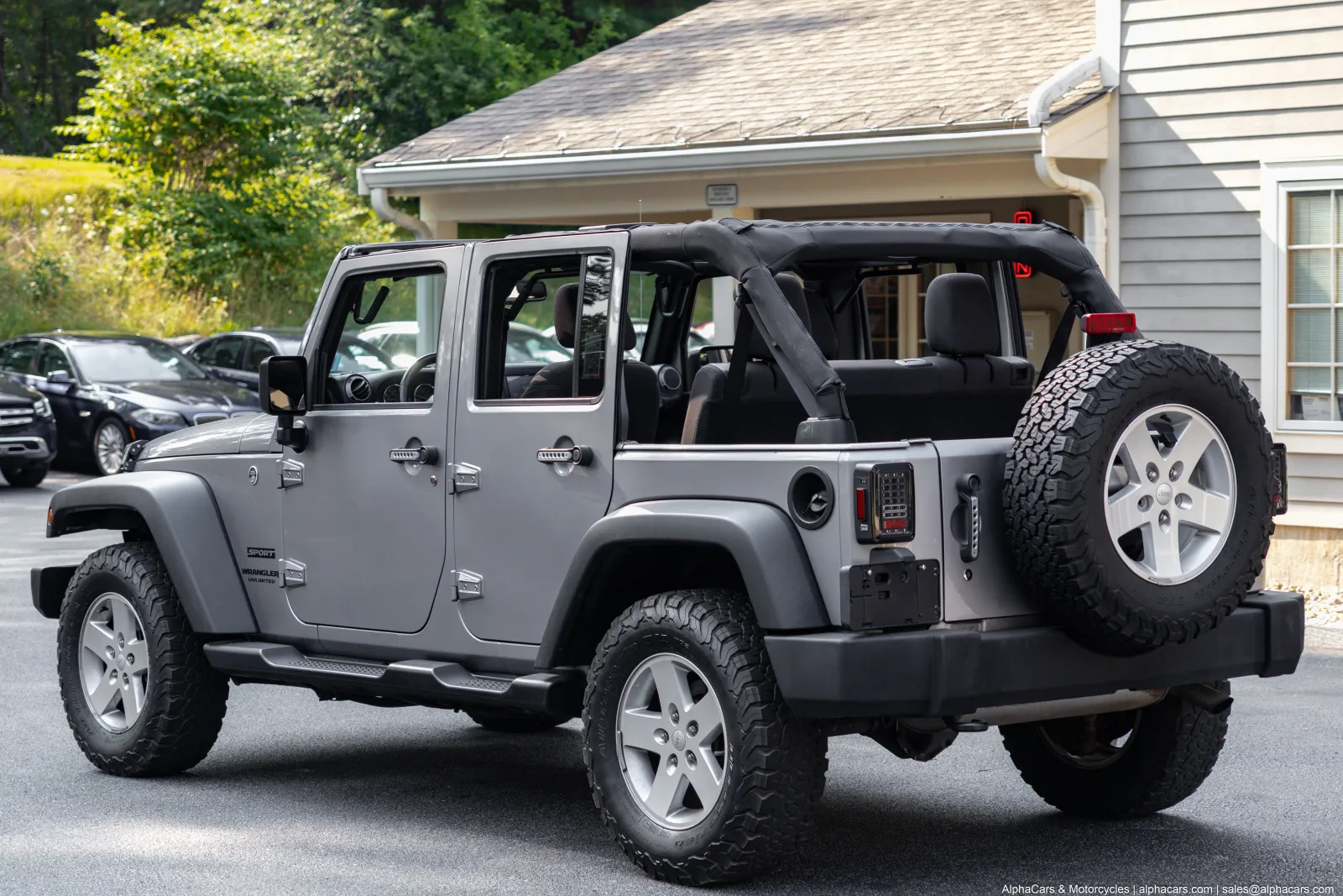 2017 Jeep Wrangler Unlimited Sport S - Photo 12