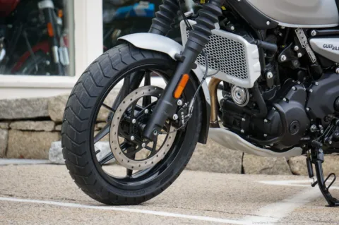 Another view of 2026 Royal Enfield Guerrilla 450 Smoke Silver Launch Edition for sale in Boxborough, MA at Boxborough Showroom & Service Center