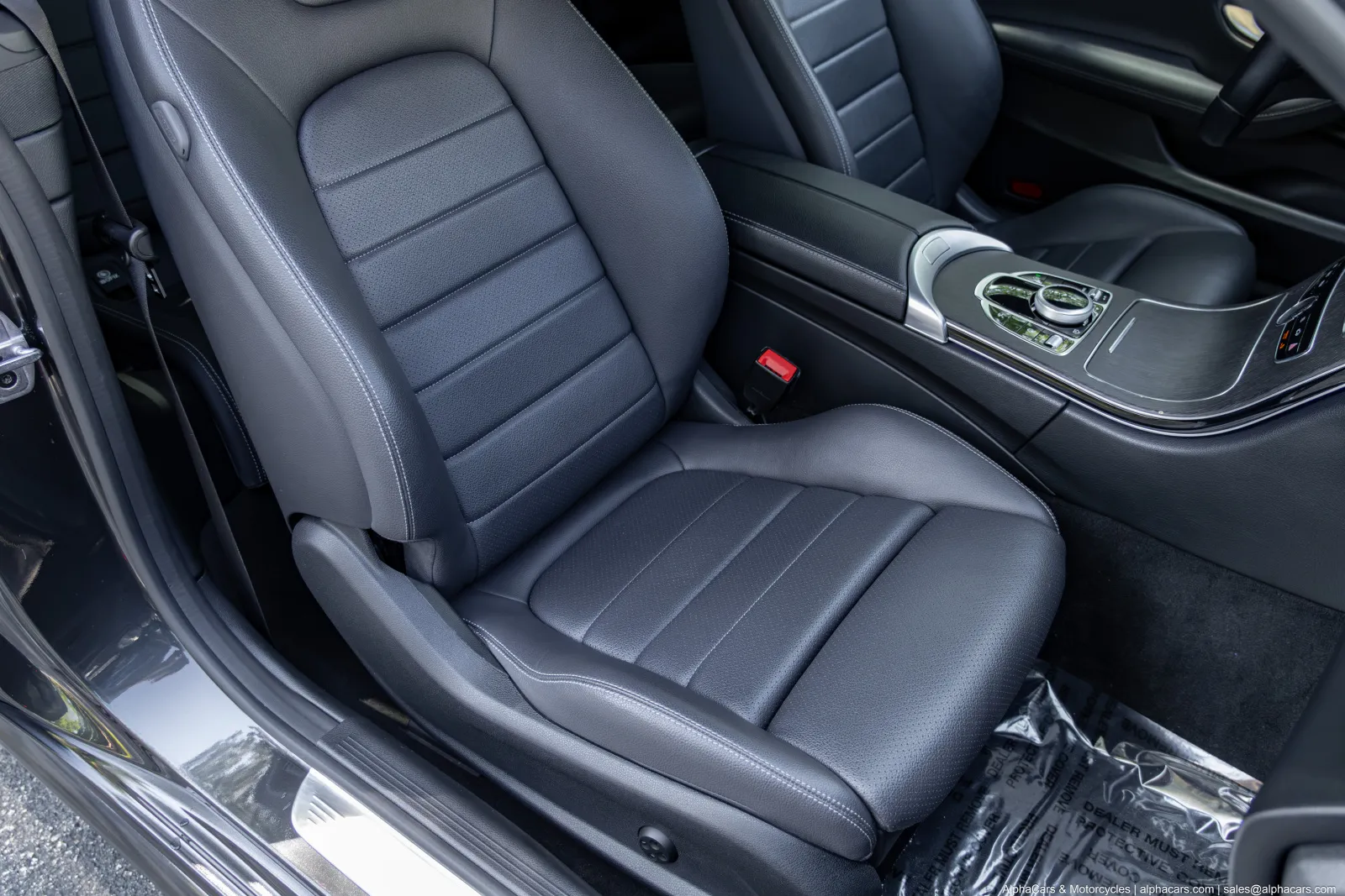 2021 Mercedes-Benz C-Class Coupe C300 - Photo 17