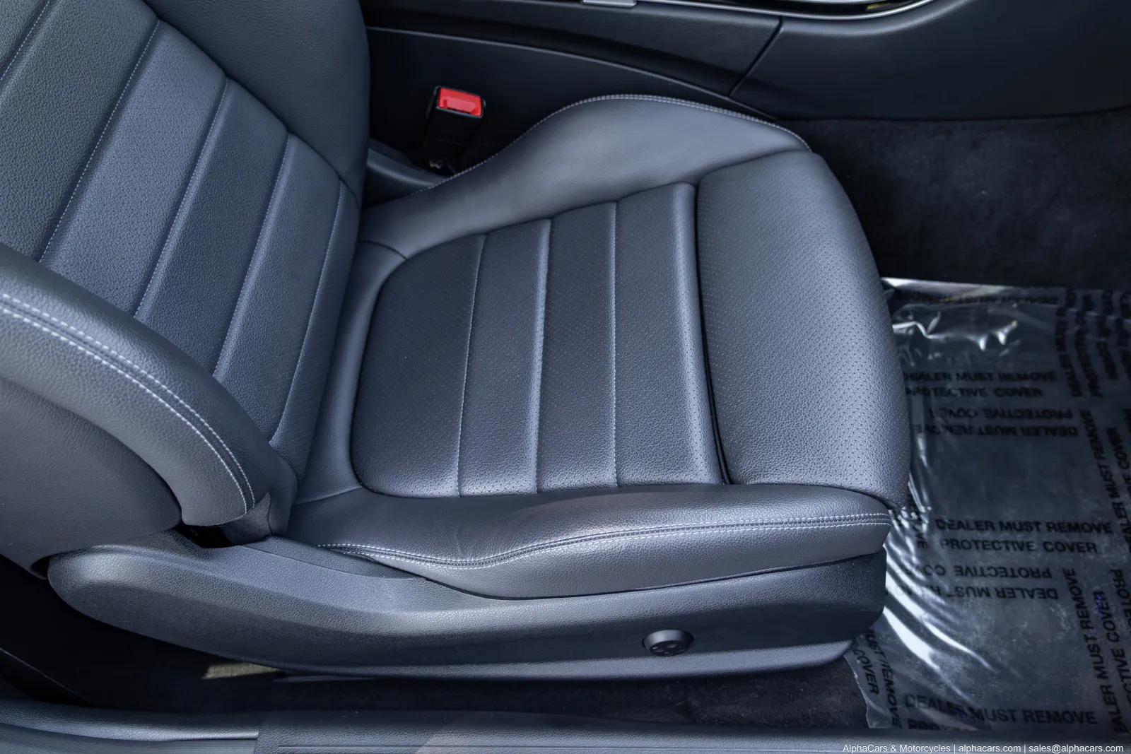 2021 Mercedes-Benz C-Class Coupe C300 - Photo 18