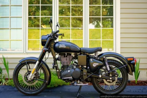 Black 2019 Royal Enfield Classic 500 for sale in Boxborough, MA