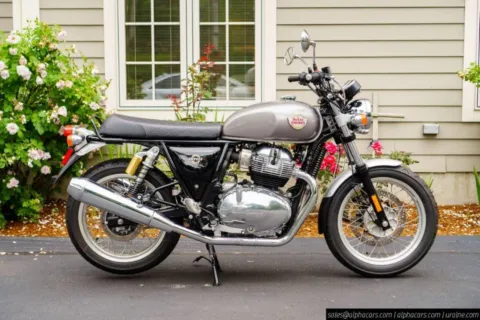 More photos of 2020 Royal Enfield Twins at Boxborough, MA