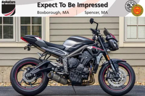 Unknown 2022 Triumph Street Triple R Custom for sale in Boxborough, MA
