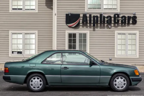 More photos of 1993 Mercedes-Benz 300 CE 3.2 W124 Coupe at Boxborough, MA