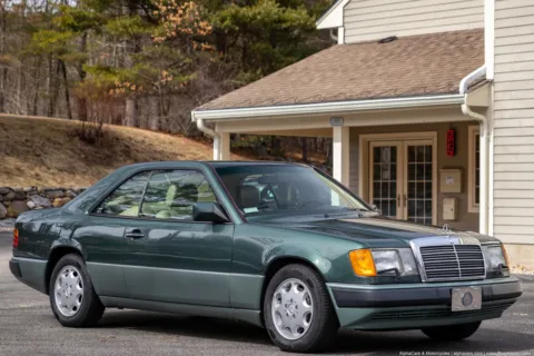 More photos of 1993 Mercedes-Benz 300 CE 3.2 W124 Coupe at Boxborough, MA