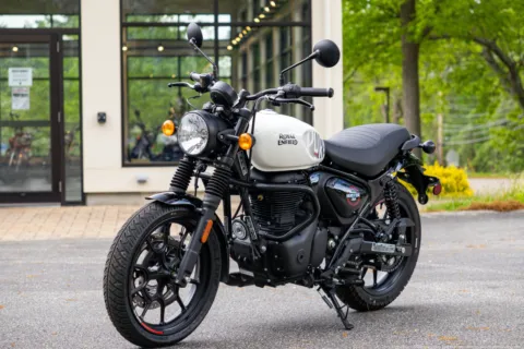 More photos of 2024 Royal Enfield Hunter 350 Dapper White at Boxborough Showroom & Service Center, MA