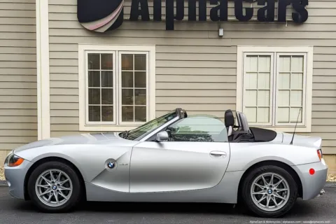More photos of 2004 BMW Z4 2.5i at Boxborough Showroom & Service Center, MA