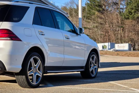 More photos of 2017 Mercedes-Benz GLE 350 4MATIC P2 at North Hampton, NH