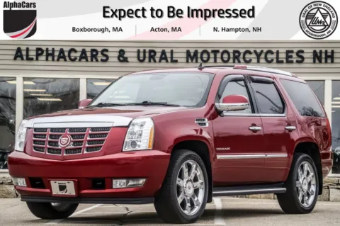 Red 2013 Cadillac Escalade AWD Luxury for sale in North Hampton, NH