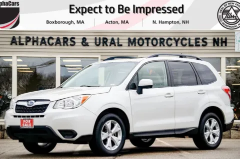 White 2015 Subaru Forester 2.5i Premium for sale in North Hampton, NH