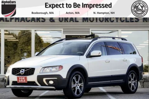 White 2014 Volvo XC70 T6 AWD for sale in North Hampton, NH