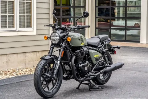 Another view of 2026 Royal Enfield Shotgun 650 Green Drill for sale in North Hampton, NH at North Hampton